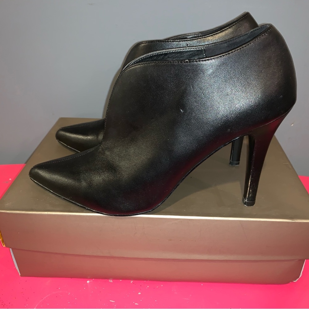 Black Ankle Boots/Booties - 10